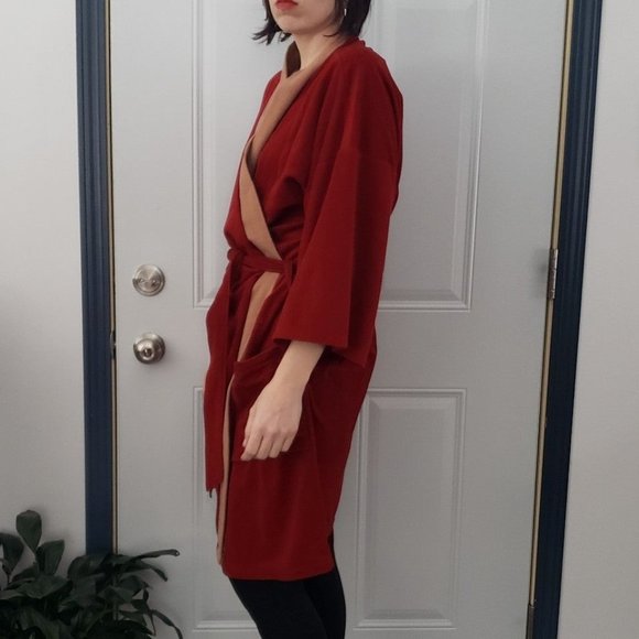 80s Red and Tan Robe - Picture 2 of 5